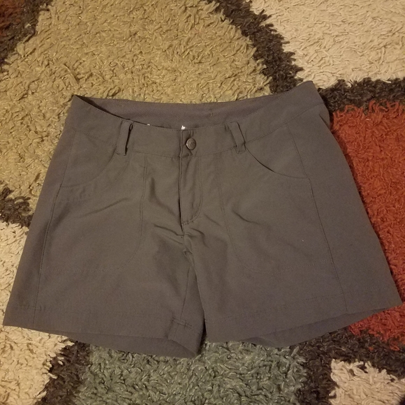 Patagonia Pants - Patagonia women's happy hike shorts size 0